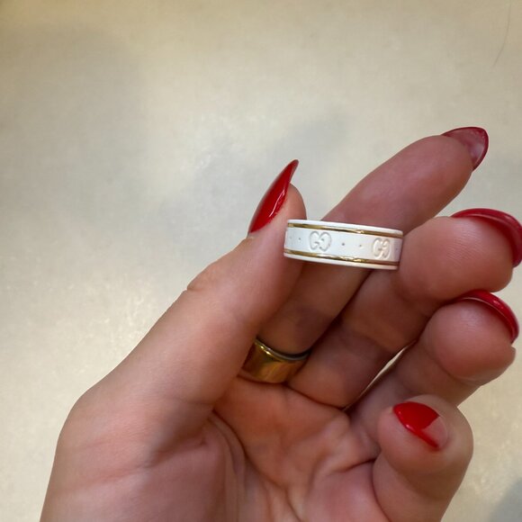 Gucci Icon Ring Yellow Gold - Picture 9 of 11